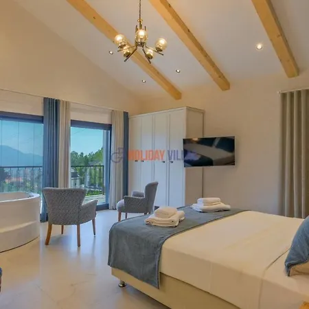 Pera Villa